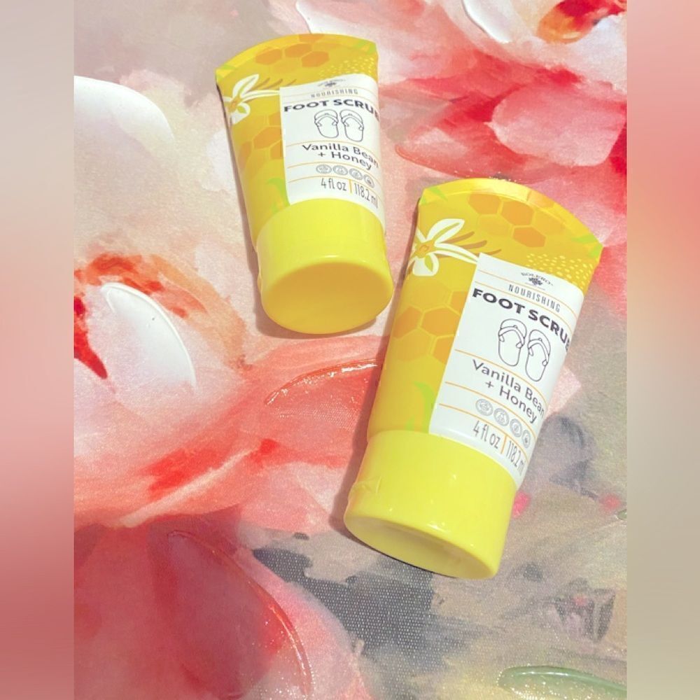 🎀Bolero Beverly Hills (set of 2  )foot scrubs vanilla Bean +Honey . 4 Fl OZ 💥